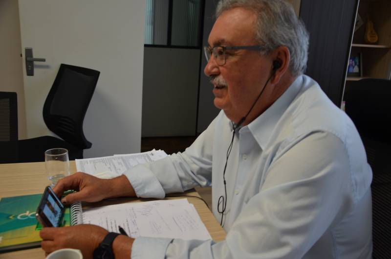 Presidente Erineo na reunio digital com os delegados
