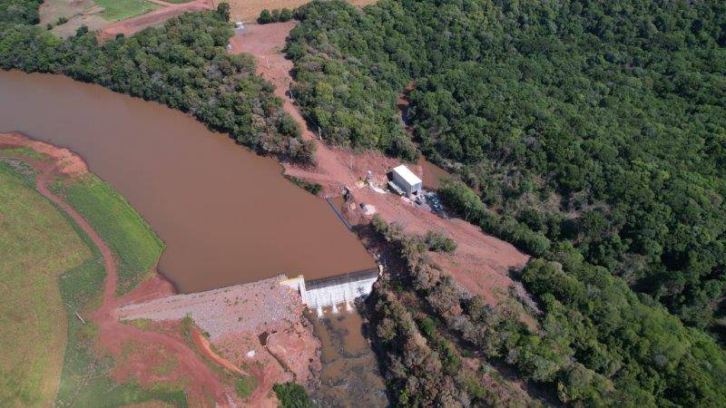 Vista area da CGH Mirim, barragem e casa de mquinas