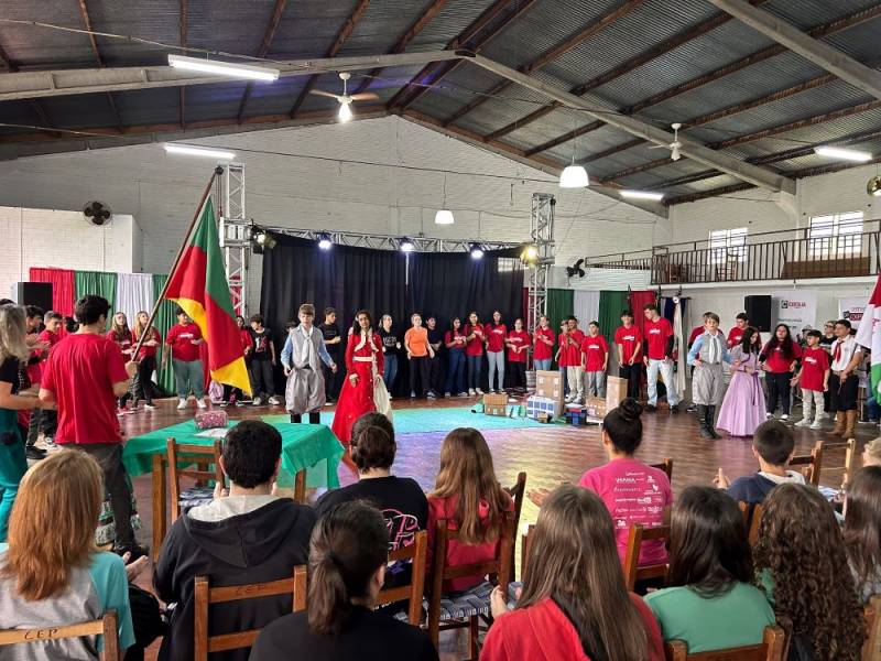 EMEF Reinaldo Markus abordou a solidariedade e a cooperao em tempos de crise