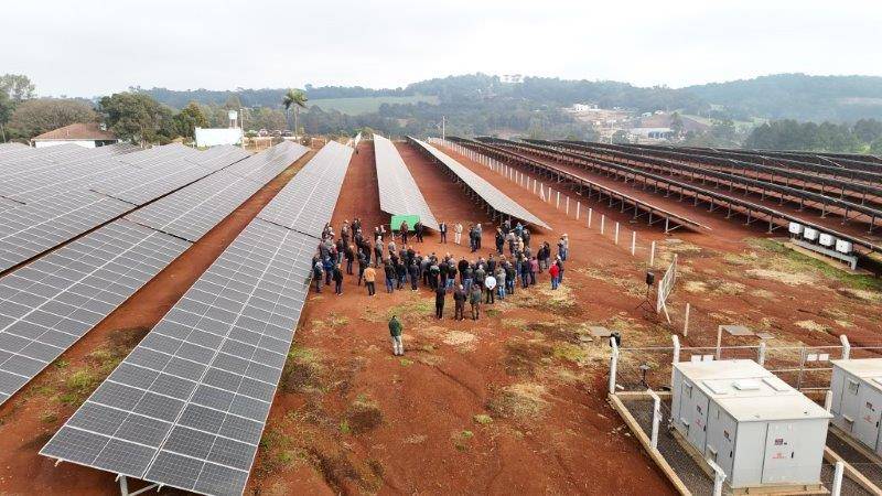 Ato de inauguraÃ§Ã£o da usina marcou os 56 anos da Creral