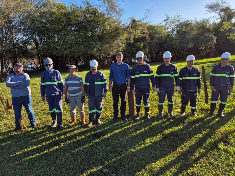 Equipe de campo da cooperativa em Roque Gonzales