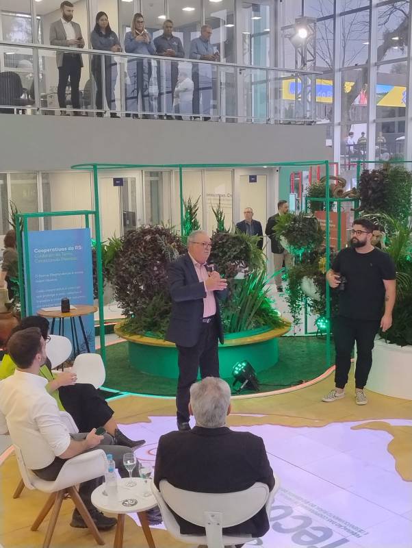 Presidente Erineo faz manifestao