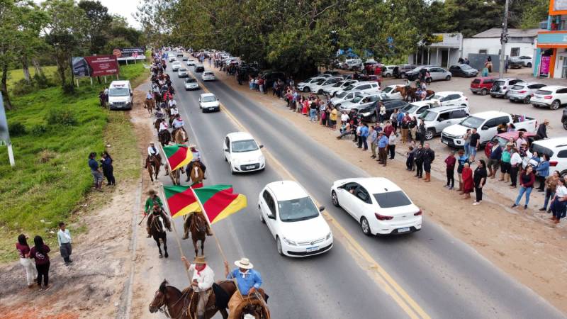 Departamento tradicionalista da Coopernorte no desfile