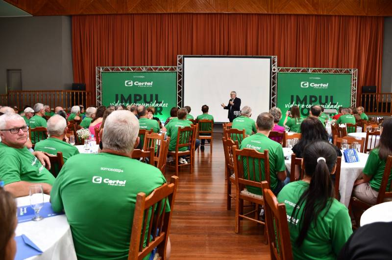 Hartmann observou que família é a célula do debate cooperativista