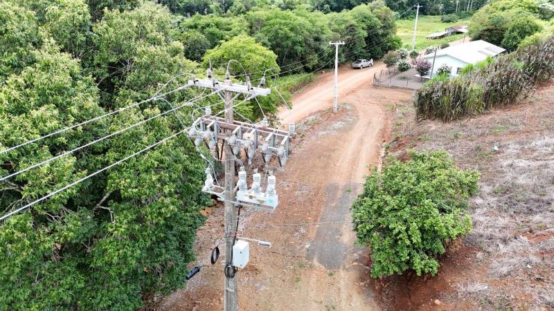 Creral investe em mais energia, com redes trifásicas