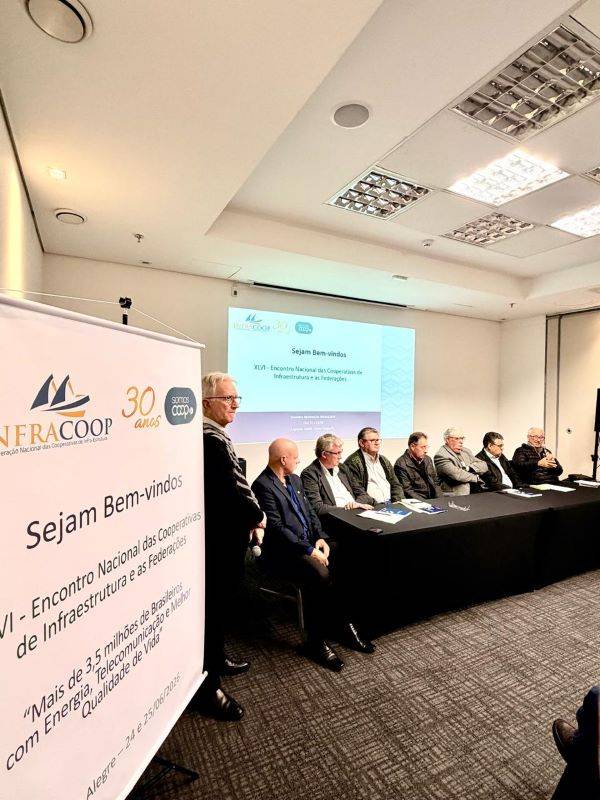 Mesa abertura do evento